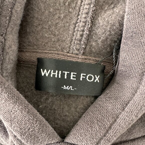 White Fox Hoodie - Picture 4 of 4